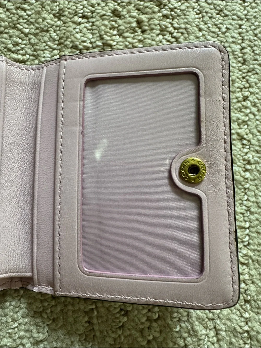 Coach Gold Logo Bifold Wallet w/ Zip Coin Pocket ID Window Solid S Women NWT Y2K